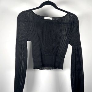 Crop top long sleeve black blouse